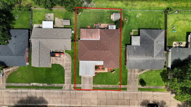 901 Alyse Street, Deer Park, TX 77536