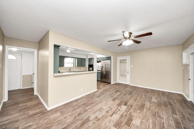 901 Alyse Street, Deer Park, TX 77536