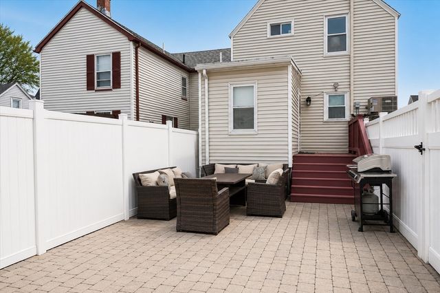 28 Everett St 0, Woburn, MA 01801