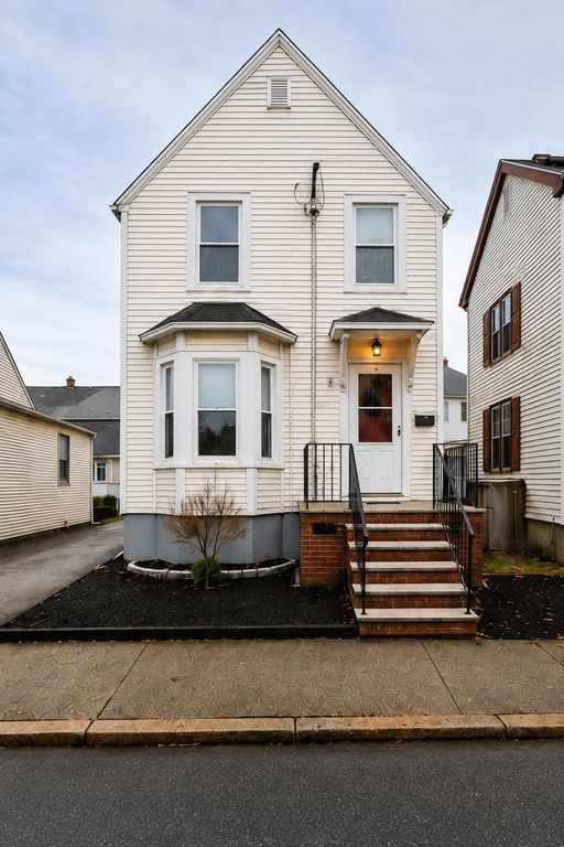 28 Everett St 0, Woburn, MA 01801