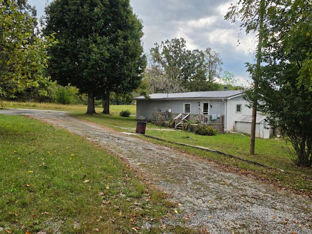 41 Dripping Spring Road, Bronston, KY 42518