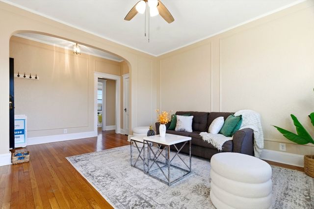 401 Washington St 6, Brookline, MA 02446