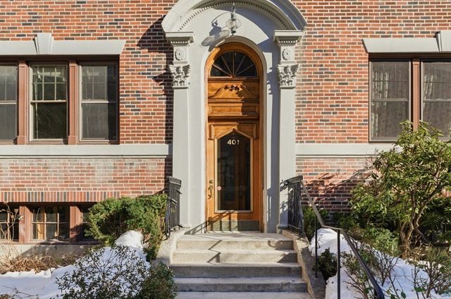 401 Washington St 6, Brookline, MA 02446