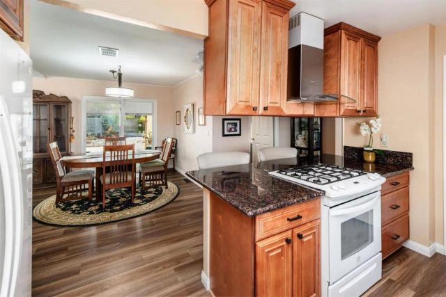 5229 Harvest Court, Oceanside, CA 92057