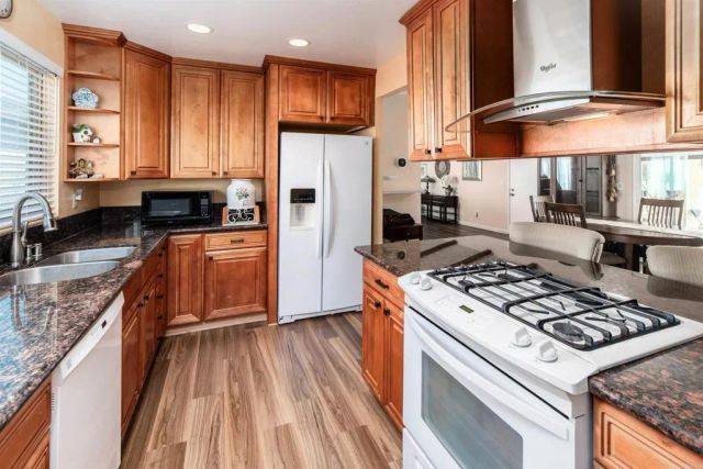 5229 Harvest Court, Oceanside, CA 92057