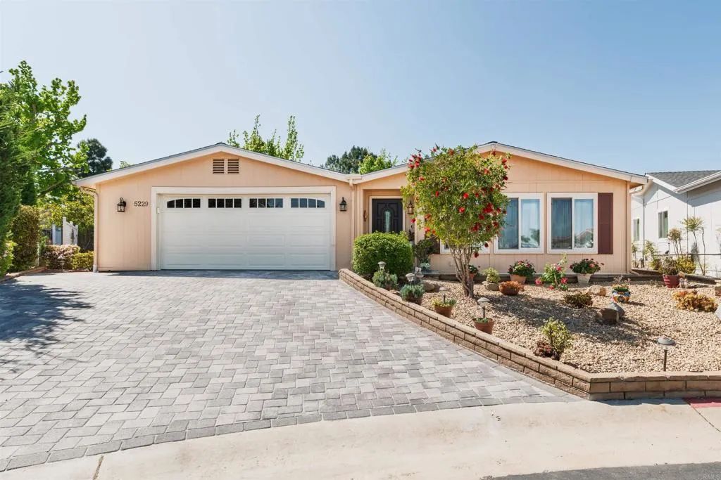 5229 Harvest Court, Oceanside, CA 92057