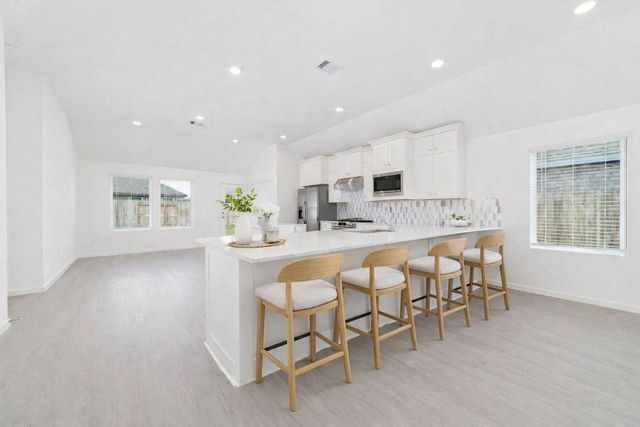 6207 Twisted Knoll Court, Magnolia, TX 77354