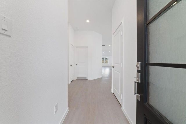 6207 Twisted Knoll Court, Magnolia, TX 77354