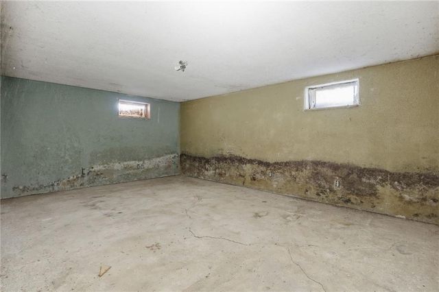 28414 S State Route Dd Highway, Harrisonville, MO 64701