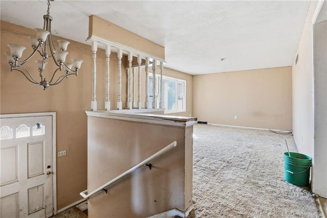 28414 S State Route Dd Highway, Harrisonville, MO 64701