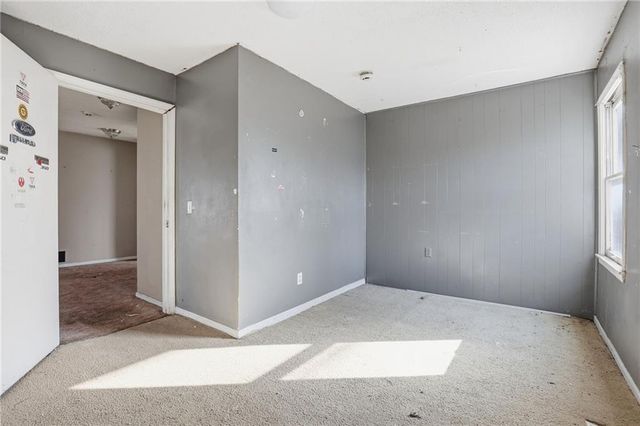 28414 S State Route Dd Highway, Harrisonville, MO 64701