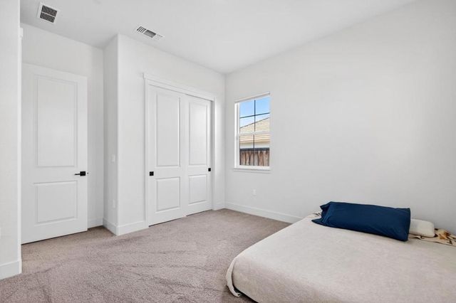 240 Scarlett Way, Hollister, CA 95023