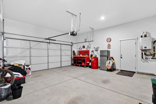 240 Scarlett Way, Hollister, CA 95023