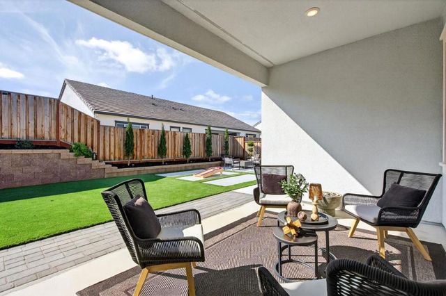 240 Scarlett Way, Hollister, CA 95023