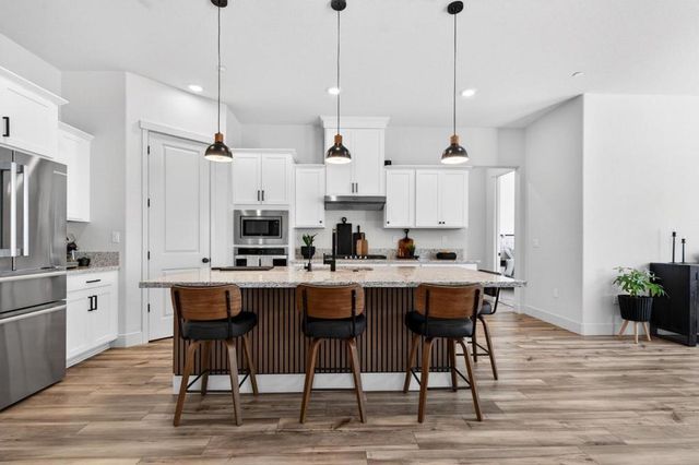 240 Scarlett Way, Hollister, CA 95023