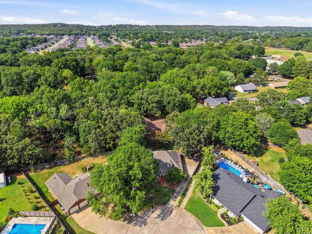 5 Brandon Cir, Conway, AR 72034