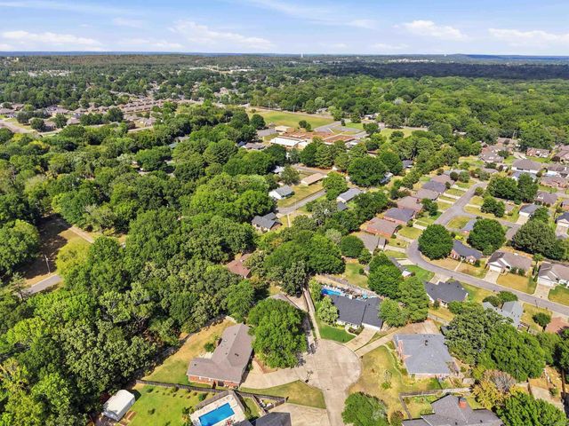 5 Brandon Cir, Conway, AR 72034