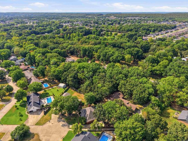 5 Brandon Cir, Conway, AR 72034