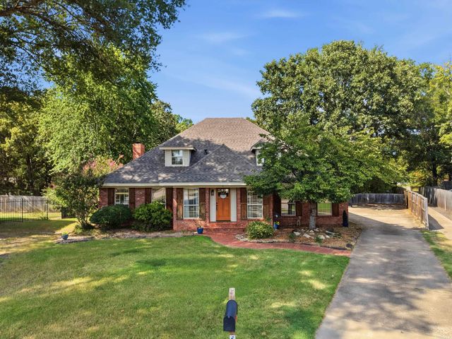 5 Brandon Cir, Conway, AR 72034