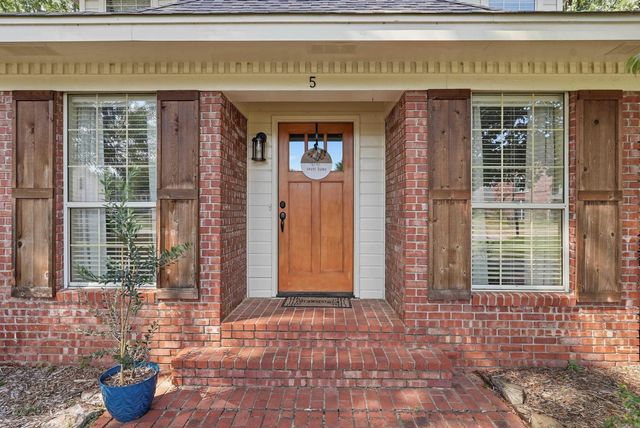 5 Brandon Cir, Conway, AR 72034