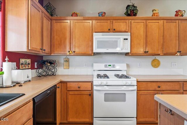 20652 White Dove Lane, Bend, OR 97702