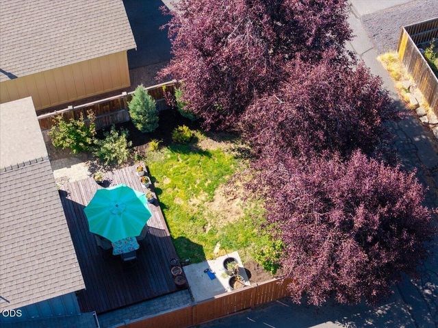 20652 White Dove Lane, Bend, OR 97702