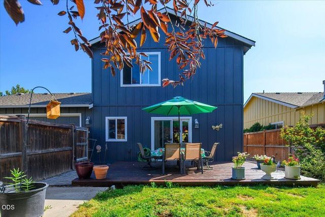 20652 White Dove Lane, Bend, OR 97702