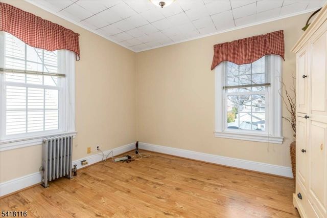 4 Peru Rd, Clifton City, NJ 07012