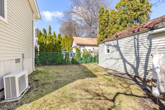 4 Peru Rd, Clifton City, NJ 07012