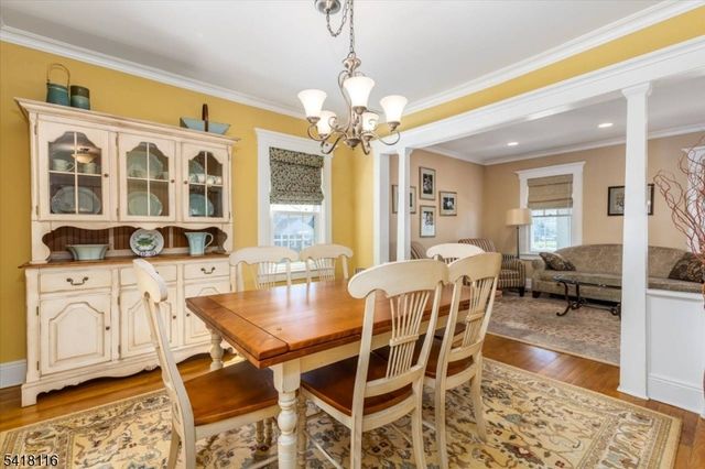 4 Peru Rd, Clifton City, NJ 07012