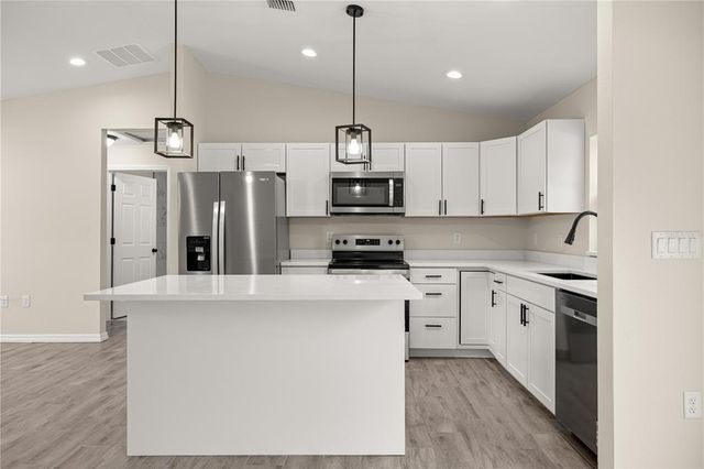 14390 SW 30 PLACE, Ocala, FL 34481