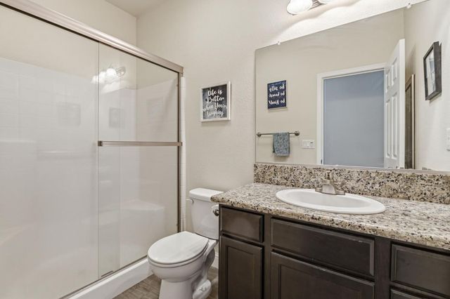 15717 W Botelho Avenue, Kerman, CA 93630