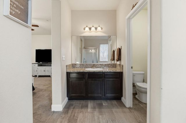 15717 W Botelho Avenue, Kerman, CA 93630