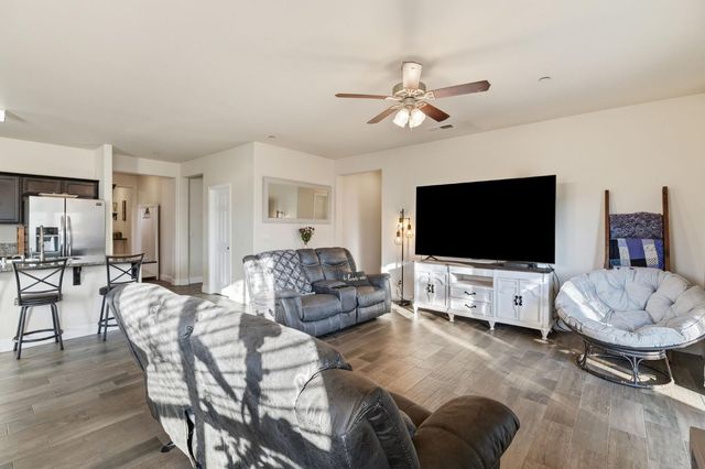 15717 W Botelho Avenue, Kerman, CA 93630