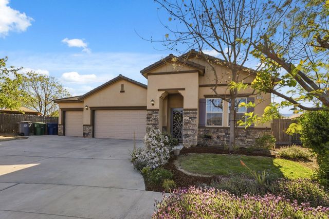 15717 W Botelho Avenue, Kerman, CA 93630