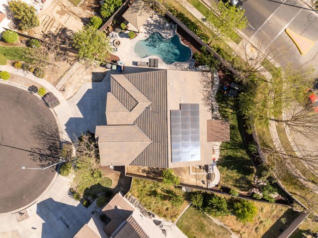 15717 W Botelho Avenue, Kerman, CA 93630
