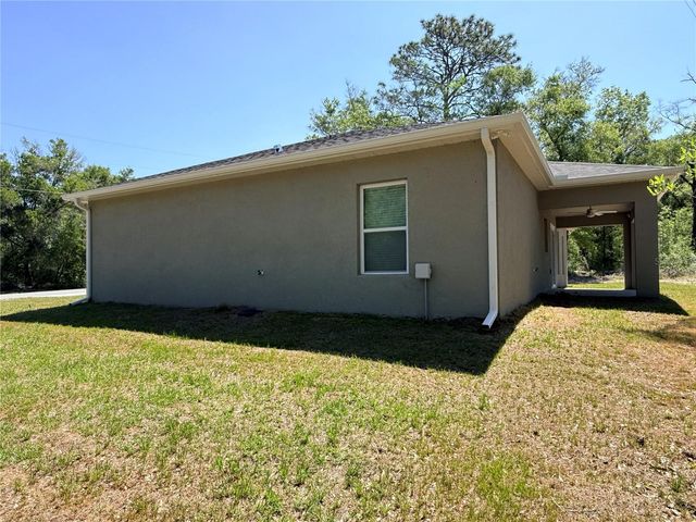 2186 W G MARTINELLI BOULEVARD, Citrus Springs, FL 34434