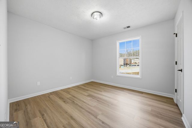 3050 Dove Chase Court, Snellville, GA 30039