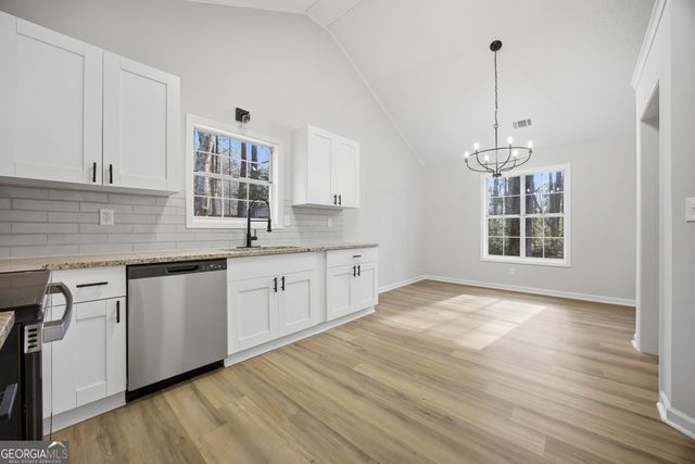 3050 Dove Chase Court, Snellville, GA 30039