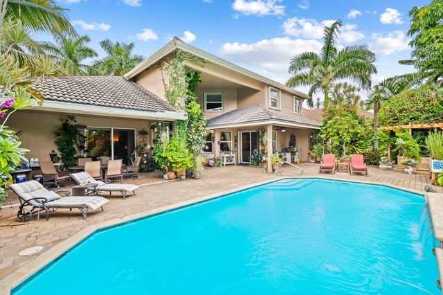 21167 Falls Ridge Way, Boca Raton, FL 33428