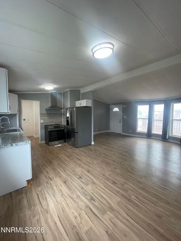 325 Carson Road, Battle Mountain, NV 89820