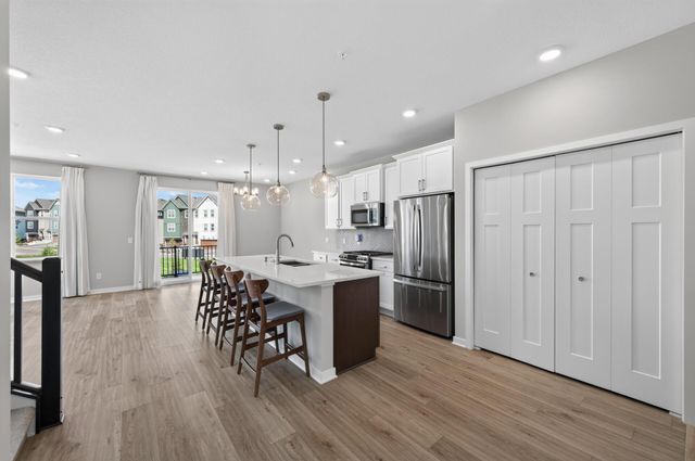 1546 Timberwood Lane, West Saint Paul, MN 55118
