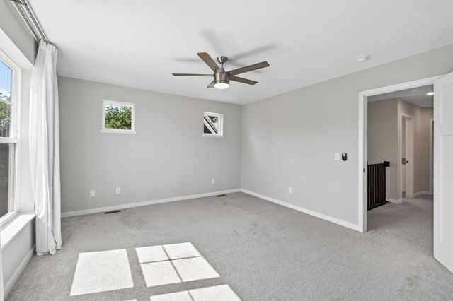 1546 Timberwood Lane, West Saint Paul, MN 55118