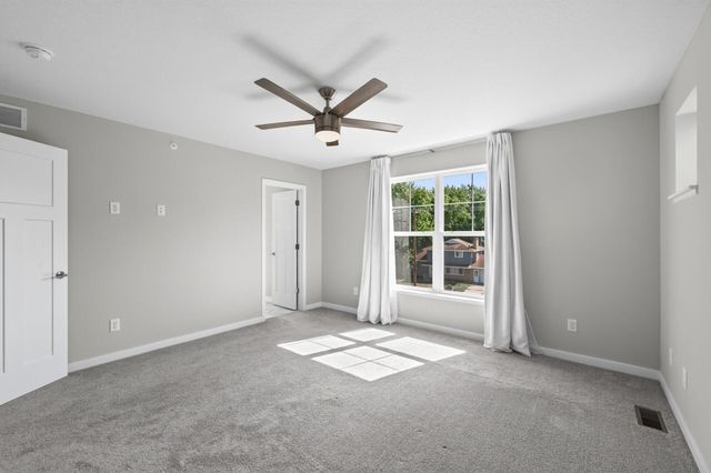 1546 Timberwood Lane, West Saint Paul, MN 55118