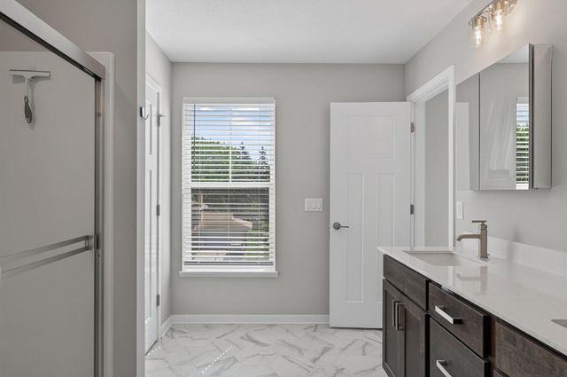1546 Timberwood Lane, West Saint Paul, MN 55118