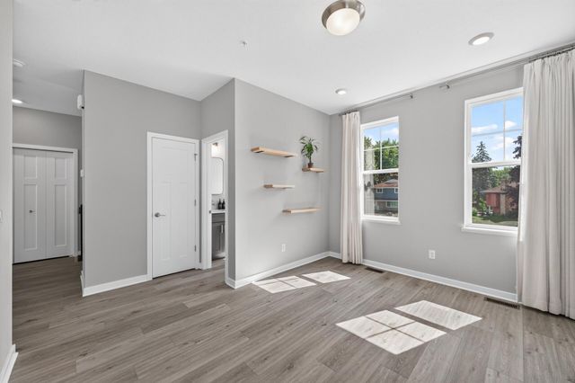1546 Timberwood Lane, West Saint Paul, MN 55118