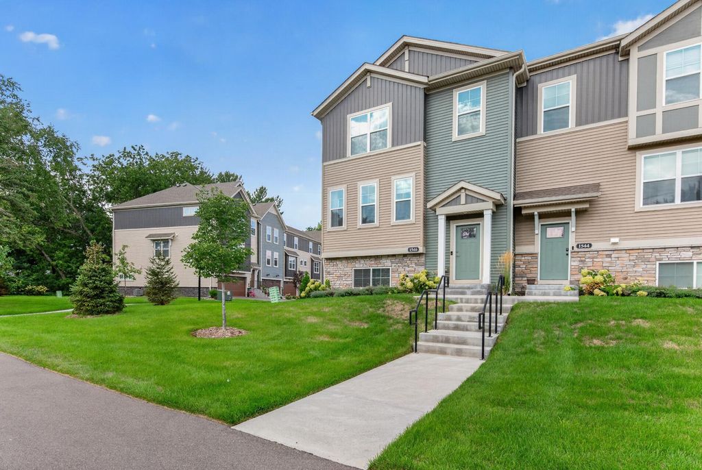 1546 Timberwood Lane, West Saint Paul, MN 55118 — photo 2