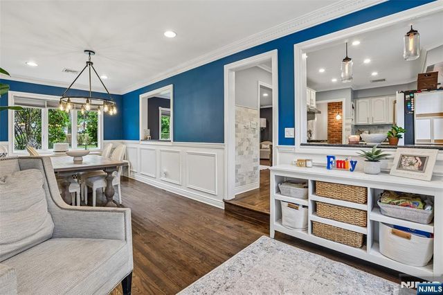 100 4th Avenue, Westwood, NJ 07675