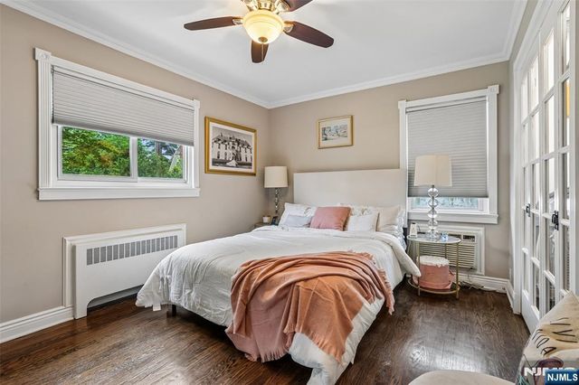 100 4th Avenue, Westwood, NJ 07675