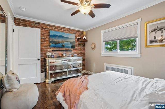 100 4th Avenue, Westwood, NJ 07675